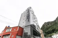 위드u 호텔&게스트하우스 우산국박물관 주변 호텔