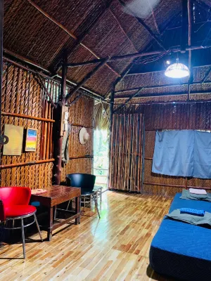 Saigon Garden Homestay Badminton Shop 247 주변 호텔