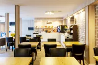 Brit Hotel Rouen Nord - Barentin Hotel di Barentin