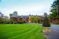 Le Château de la Roque Hôtels Hotels in Manche