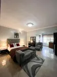 Bronx Suite by Jaynice Homes Hotels in Sangotedo