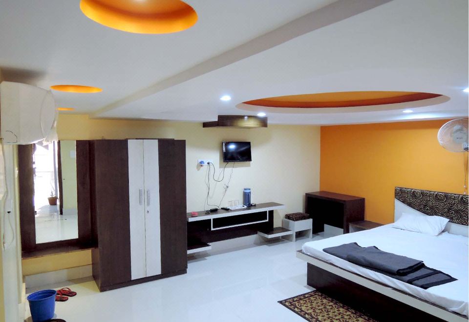 Hotel Sunshine - Housity