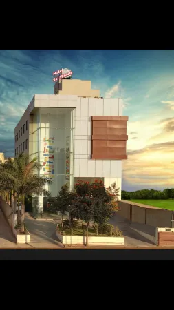 Sai Miracle Hotel Отели рядом с достопримечательностью «Shree Saibaba Sansthan Trust, Shirdi»