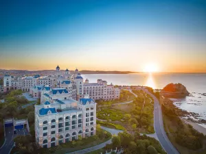 Hilton Dalian Golden Pebble Beach Resort
