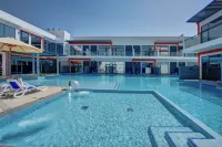 Kayhomes Hotels in Al Riffa