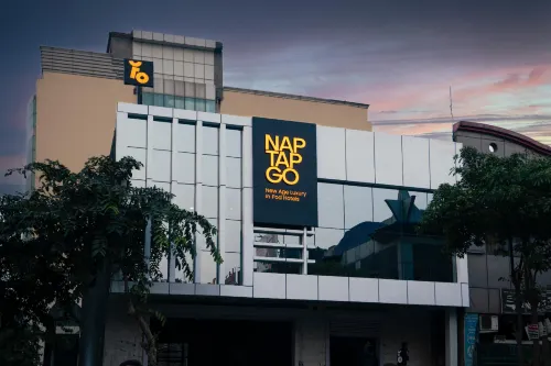 NapTapGo: Japanese Private Pod Hotel, E-City Metro