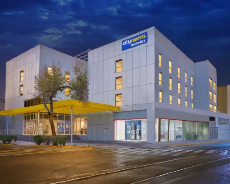 ซิตี้ เอ็กซ์เพรส บาย แมริออท ซิวดัด เด เม็กซิโก ลา วิลล่า โรงแรมในเม็กซิโกซิตี้