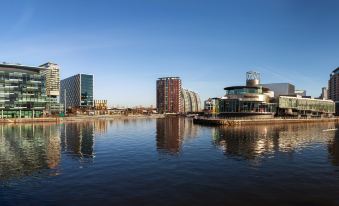 Leonardo Hotel Manchester Central - Formerly Jurys Inn