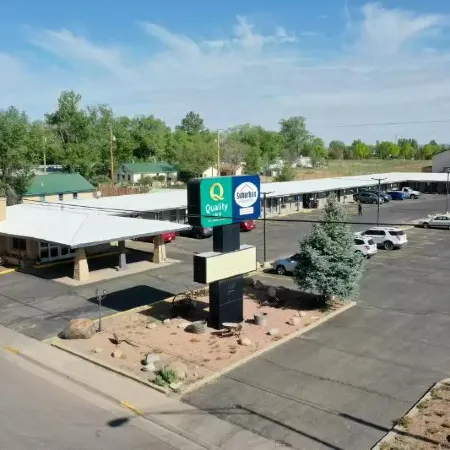 Suburban Studios Near Mesa Verde