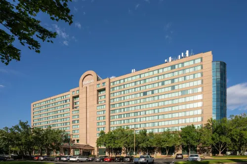 Hilton Fairfax Hotels in Centreville