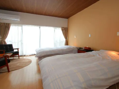 三船温泉民宿城山