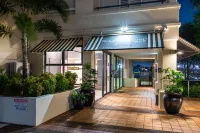 Goldsborough Place Apartments Hotels in Teneriffe