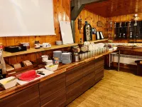 Hellisholar Cottages - breakfast