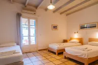 Far Out Village Hotel Hotel a 