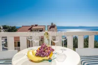 Hotel Villa MiraMar Hotels in Lokva Rogoznica