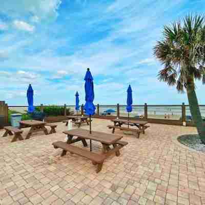 NEW Amazing Ocean Front Up to 6 Guests in Daytona - Up 6 Guests! Others