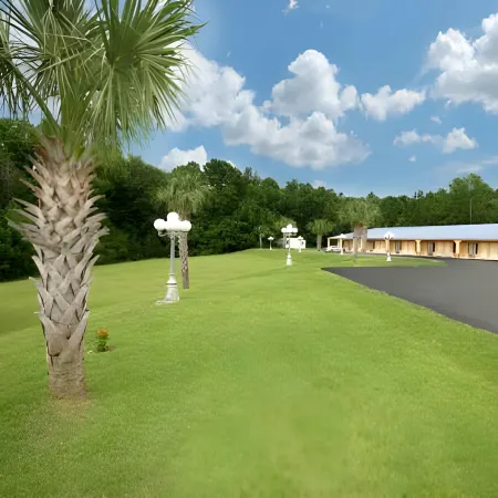 Days Inn by Wyndham DeFuniak Springs