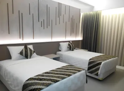 Grand Laguna Hotel & Villa Hotels in Colomadu