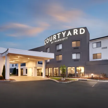 Courtyard by Marriott Johnson City
