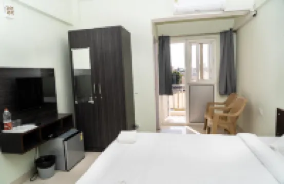 Maybaach Hotels Hotels near Prestige Tech Park