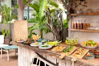 Riviera Marriott Hotel la Porte de Monaco - breakfast