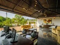 White Wood Resort by Stone Wood Hotels Hotels in Morjim