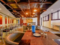 Wind Palace Hotel Hotels near Galta Gate