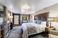 Desert Rose Resort & Cabins Hotels in Bluff