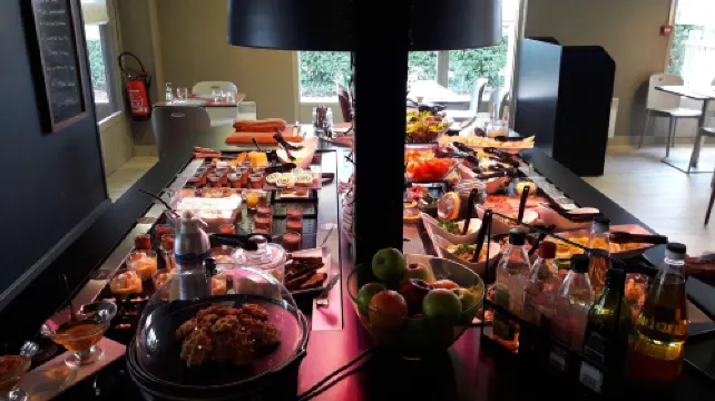 聖·維克多蒙呂普瑞米爾經典等飯店 餐飲 Photos