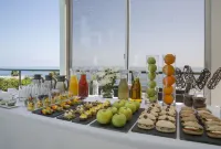 NH Iquique Costa - sarapan