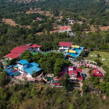 Hunky Dory Resort and Spa