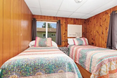 Chippewa Bluffs Resort Hotels near Fred Meijer White Pine Trail State Park