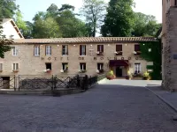 Hotel de Bourgogne Các khách sạn gần Haras National de Cluny