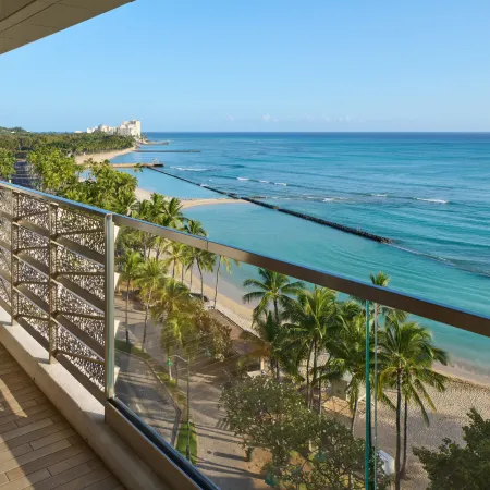 Espacio the Jewel of Waikiki