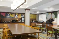 Fairfield Inn & Suites Columbia Northeast