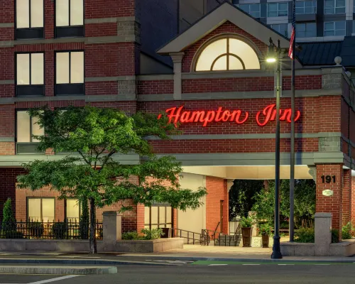 Hampton Inn Boston/Cambridge من الخارج Photos