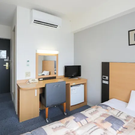 Hotel Econo Taki