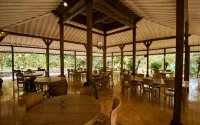 Horison Resort Tlogo Semarang - Morgenmad