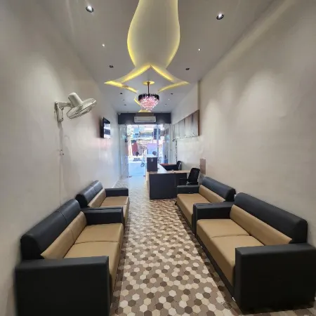 Hotel Near Me