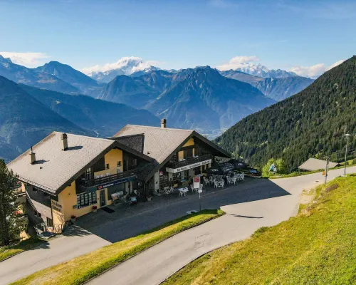 Zurschmitten 16 1.UG Süd Hotels in Raron
