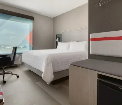 Avid Hotel Macon North