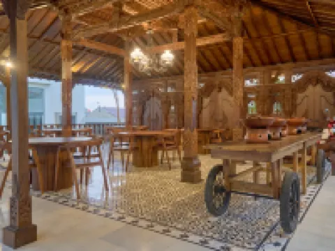 ซาคานติ อินน์ โวนอโซโบ โรงแรมในโวโนโซโบ