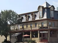Altland House Inn & Suites Hotels in Abbottstown