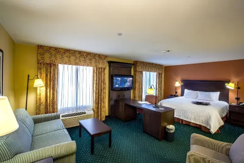 Hampton Inn & Suites Sacramento-Elk Grove Laguna 1-5 Hotels in Elk Grove