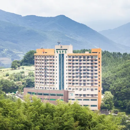 Ilseong Condo & Resort Jirisan