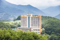 Ilseong Condo & Resort Jirisan فنادق في نامون-سي