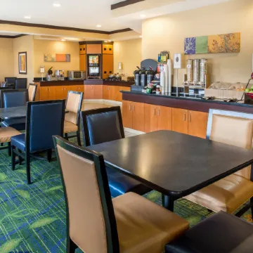 Fairfield Inn & Suites Canton