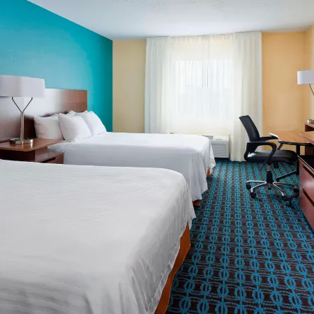 Fairfield Inn & Suites Lexington Keeneland Airport