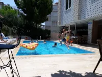 Antalya Konyaaltı Gündüz Otel - de playa