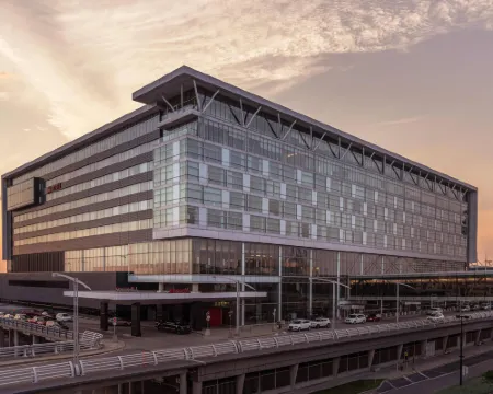 モントリオール エアポート マリオット イン - ターミナル ホテル ドルヴァルのホテル